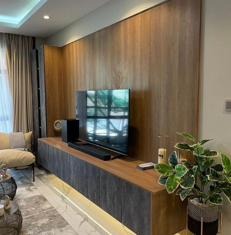 tsavorite garden apartment for sale