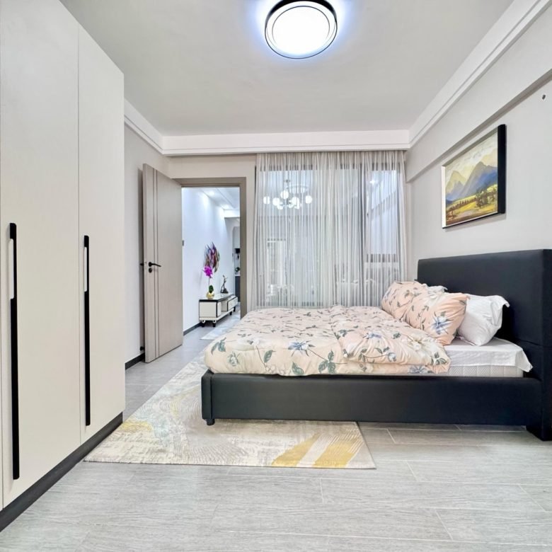 tsavorite gardens for sale