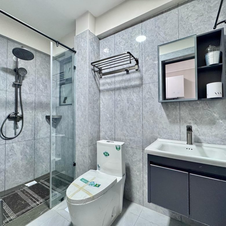 tsavorite gardens for sale