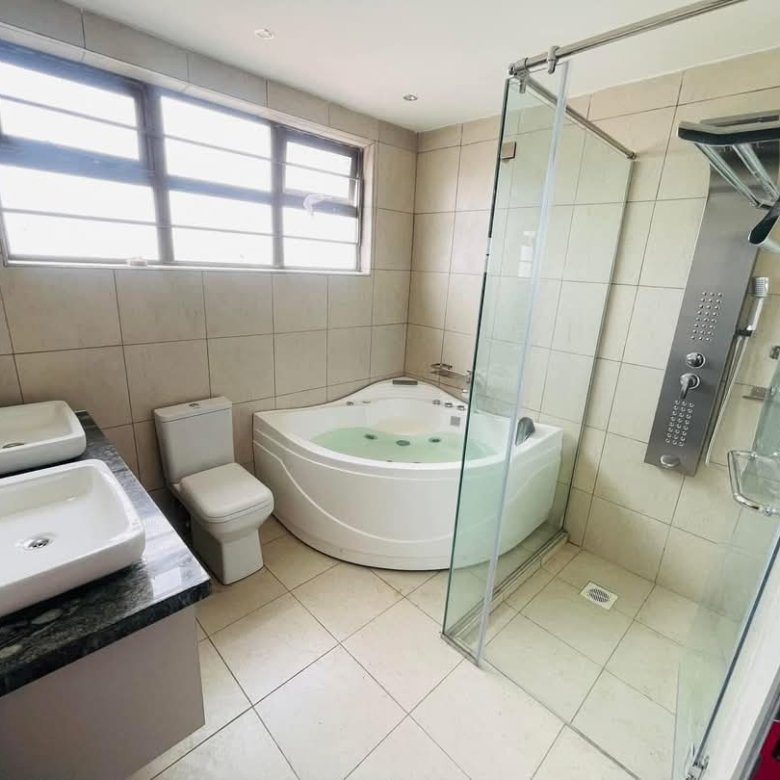 4BEDROOM ENSUITE MAISONETTE MEMBLEY