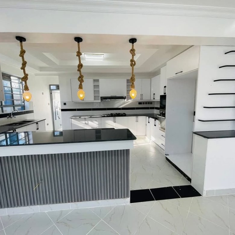 3-Bedroom All Ensuite Bungalow with Rooftop DSQ in Ruiru