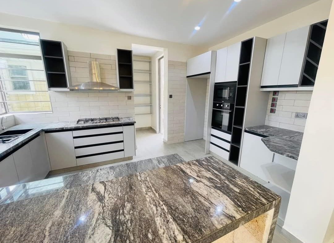 4BEDROOM ENSUITE MAISONETTE MEMBLEY