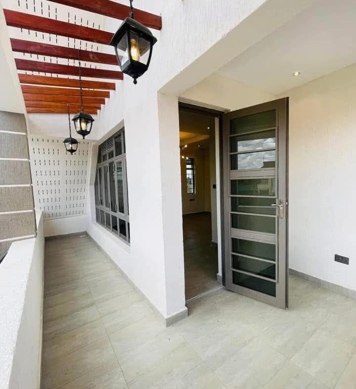 4BEDROOM ENSUITE MAISONETTE MEMBLEY