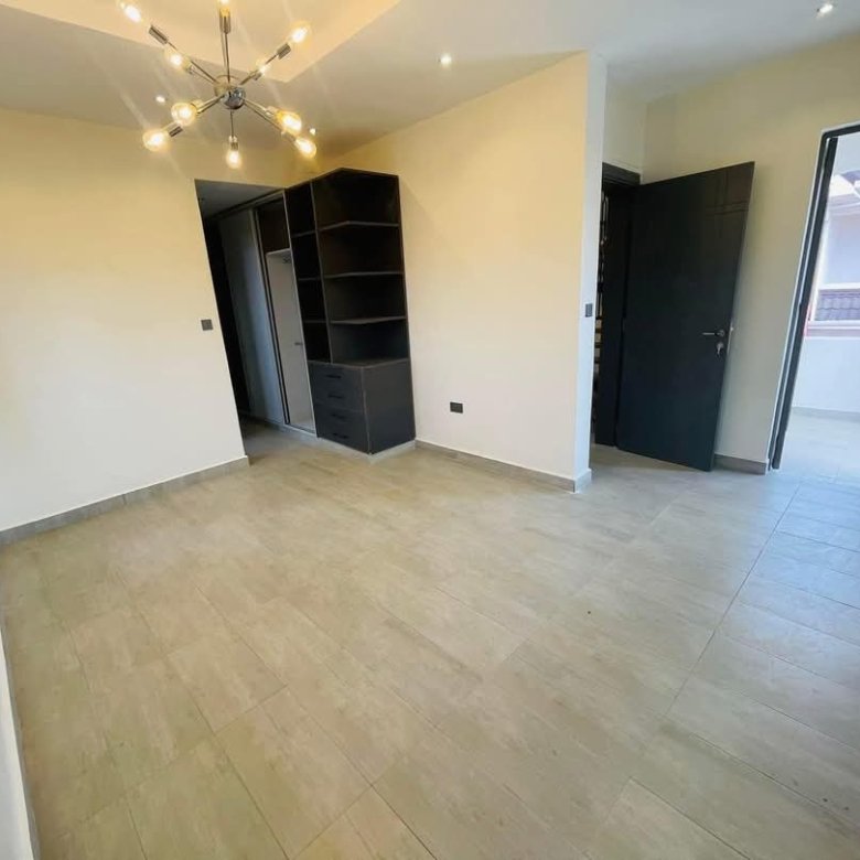 4BEDROOM ENSUITE MAISONETTE MEMBLEY