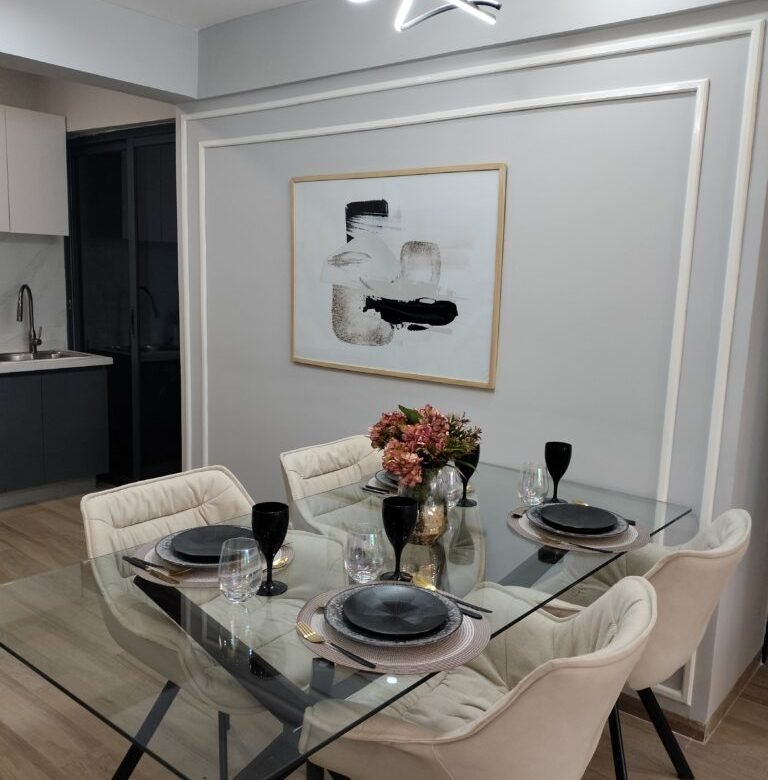 versailles apartment