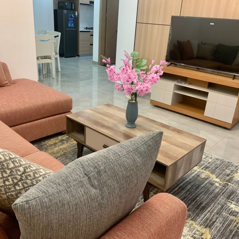 Furnished 2 Bedroom Apartment Riverside Drive