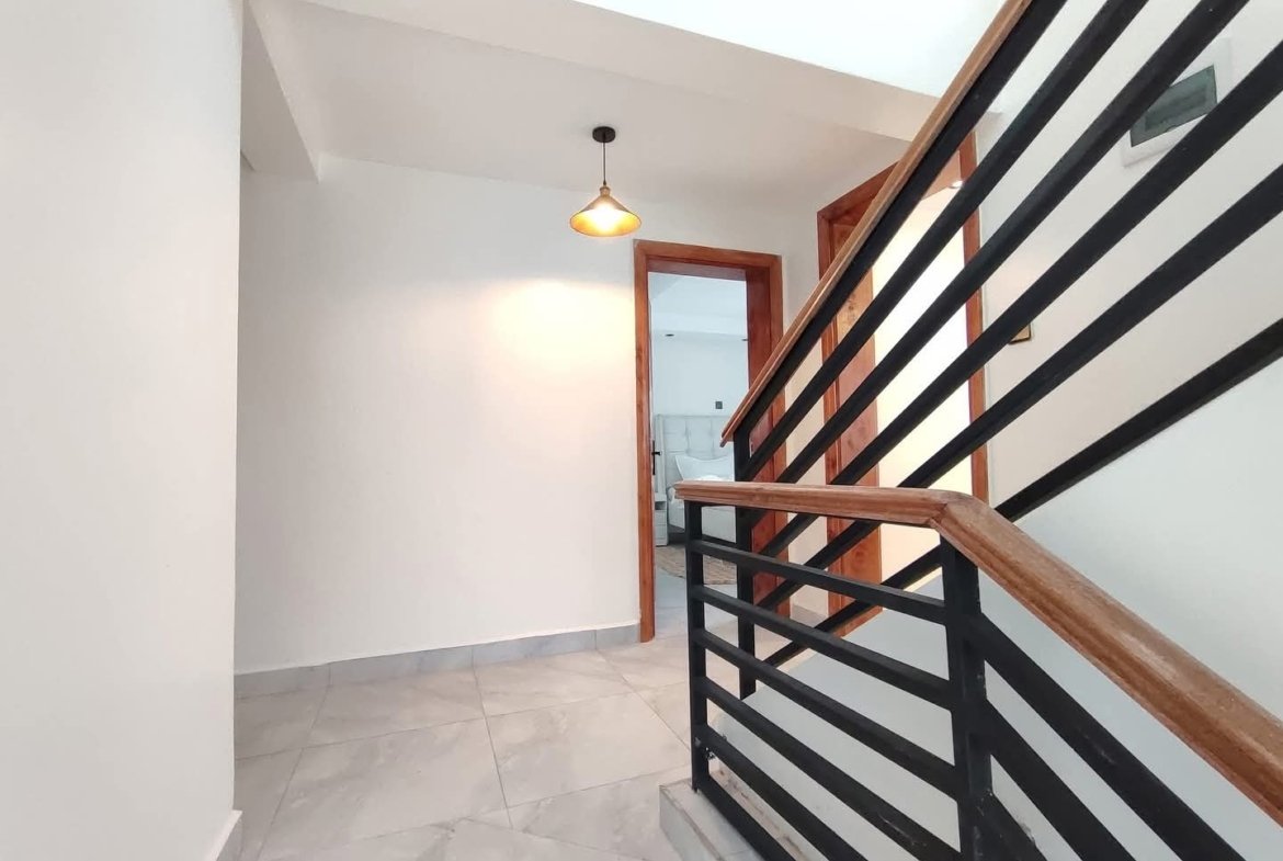 4 bedroom villa