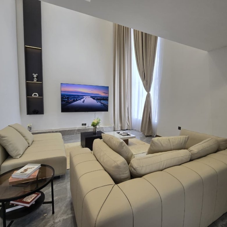 Royal green villas