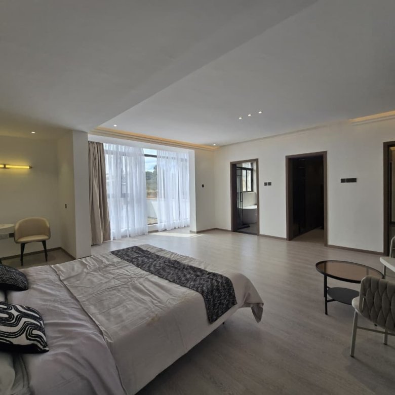 Royal green villas