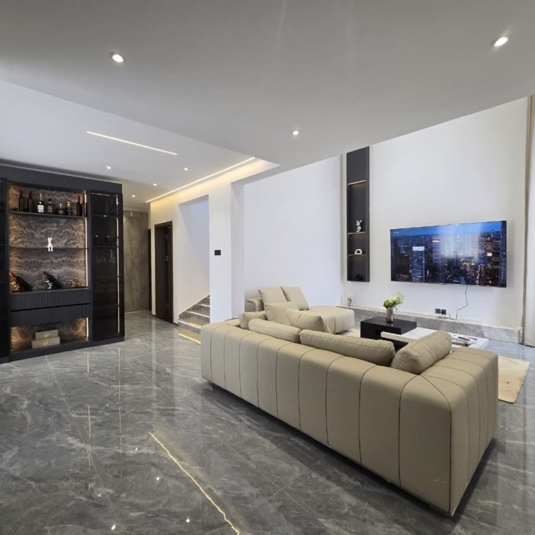 Royal green villas