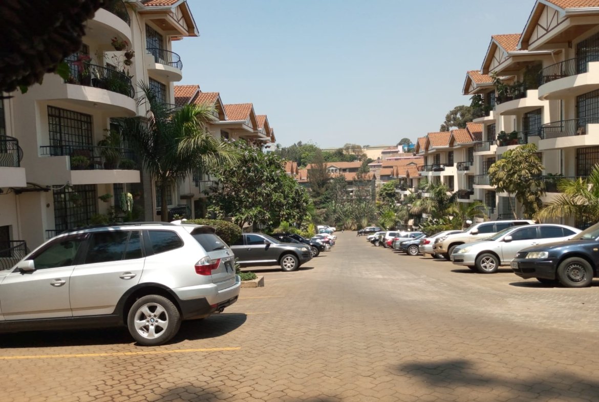 3 bedroom apartment for sale in Lavington Mbaazi