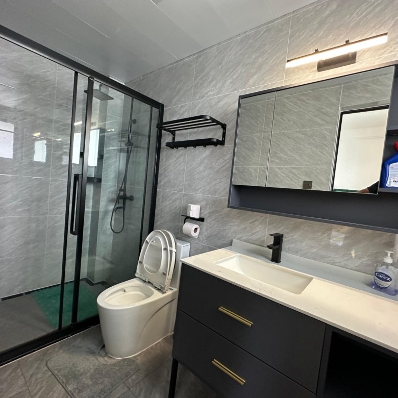 Capital rise apartments